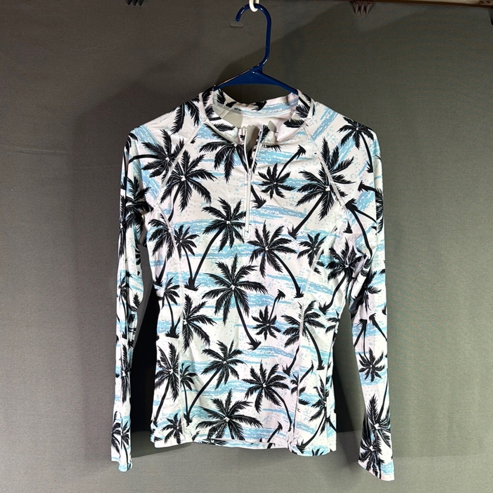 Palm Tree Print‎ Long Sleeve Top built in bra size large
